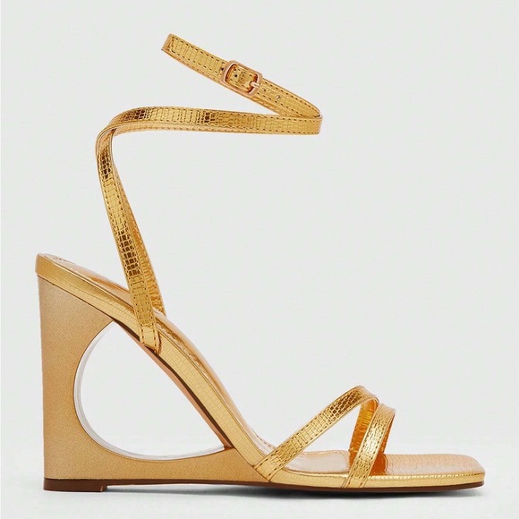 Cuccoo Gold open Wedge heels - Picture 3 of 11